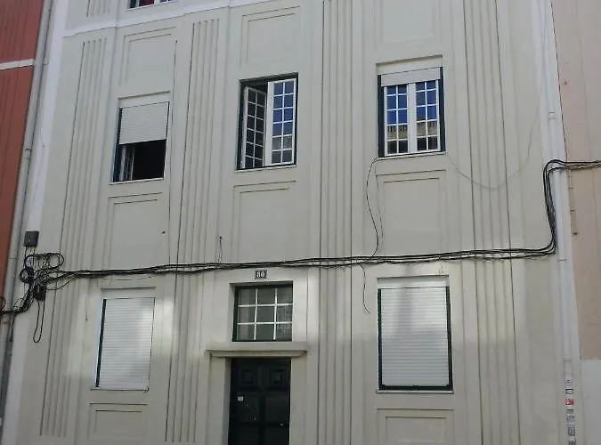 公寓 Nas Olaias A 5 Minutos Da Faculdade Isel E Ist *