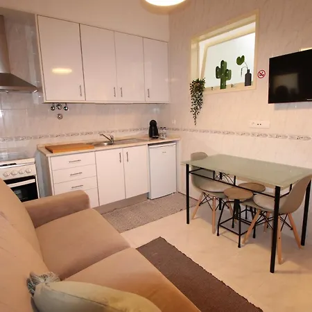 Nas Olaias A 5 Minutos Da Faculdade Isel E Ist Апартаменты