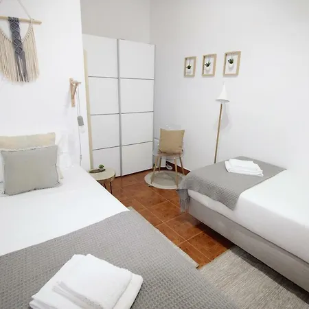 Nas Olaias A 5 Minutos Da Faculdade Isel E Ist Apartment Lissabon