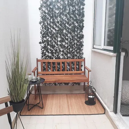 Nas Olaias A 5 Minutos Da Faculdade Isel E Ist Apartment Lisbon